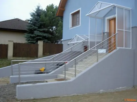 Exteriérové zábradlie